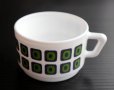 画像1: ◆ ヨーロッパ雑貨 フランス製 arcopal スタッキングマグ 白緑/ビンテージ アンティーク レトロ コーヒーカップ アート モダン 食器 (1)