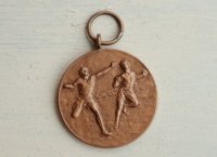 ◆ ヨーロッパ雑貨 40s オランダ スポーツ メダル 直径2.9cm/ビンテージ アンティーク ブロカント レトロ キーホルダー ペンダントトップ