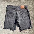 画像7: 【W34】90s USA製 Levi's 501 ブラックデニム カットオフ ショートパンツ 黒■ビンテージ アメリカ古着 リーバイス ショーツ 先染め