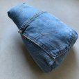 画像2: 【28cm】Levi's デニムパンツ リメイク ハンドメイド ドール ぬいぐるみ■ビンテージ アンティーク オブジェ インテリア ピンクッション