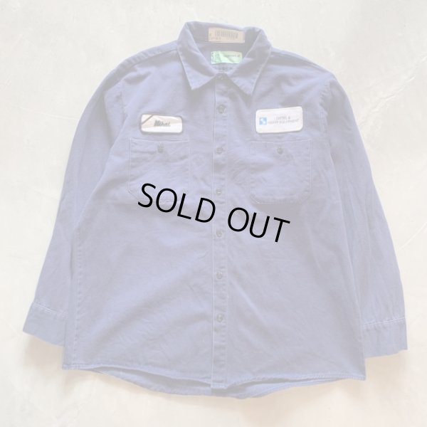 画像1: 【L/XL】aramark オールコットン 長袖ワークシャツ ネイビー フェード 無地■ビンテージ オールド アメリカ古着 ワッペン付き