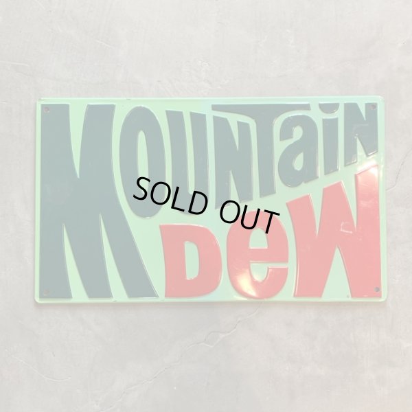 画像1: 【25.3cm×43.0cm】2010s Mountain Dew プレート 黄緑■アメリカ雑貨 看板 ガレージ マウンテンデュー ジュース 企業