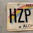 画像2: 【15.3cm×30.4cm】HAWAII ハワイ アメ車 ナンバープレート 白■ビンテージ アンティーク アメリカ雑貨 虹 ブリキ看板 ガレージ 2000s