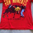 画像4: 【M/L】ブラジル製 FUN MOMENTS 50'S GROUP プリントTシャツ レッド 赤■ビンテージ オールド 古着 アメ車 不良 ロカビリー