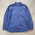 画像1: 【M/L】90s USA製 DRAWSTRINGS バンドカラー 長袖プルオーバーシャツ 青 織柄■ビンテージ オールド アメリカ古着 総柄 (1)