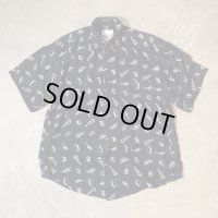 【M/L】GOOUCH 半袖レーヨンシャツ ブラック 黒総柄■ビンテージ オールド レトロ アメリカ古着 90s 楽器 ギター ドラム バンド