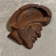 画像2: 【14.8cm×11.3cm】Noumea ニューカレドニア 民芸 木製 アッシュトレイ 灰皿■雑貨 インテリア 小物置き 人型 顔 木彫り 彫刻作品