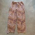 画像1: 【Free W30〜W40】ZUBAZ ウエストゴム イージーパンツ タイガーストライプ 総柄■ビンテージ オールド アメリカ古着 90s ズバズ No.2 (1)