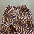 画像2: 【Free W26〜W36】ZUBAZ ウエストゴム イージーパンツ タイガーストライプ 総柄■ビンテージ オールド アメリカ古着 90s ズバズ No.4