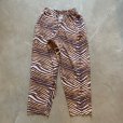 画像1: 【Free W26〜W36】ZUBAZ ウエストゴム イージーパンツ タイガーストライプ 総柄■ビンテージ オールド アメリカ古着 90s ズバズ No.4 (1)