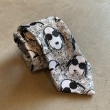 【幅 8.9cm】USA製 Cervantes スヌーピー ネクタイ 総柄 白黒■ビンテージ オールド レトロ アメリカ古着 ポリエステル アメコミ 90s