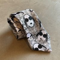 【幅 8.9cm】USA製 Cervantes スヌーピー ネクタイ 総柄 白黒■ビンテージ オールド レトロ アメリカ古着 ポリエステル アメコミ 90s