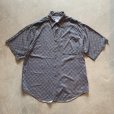 画像1: 【L/XL】90s UNTIED 半袖レーヨンシャツ 総柄■ビンテージ オールド アメリカ古着 アート 小紋柄 手裏剣 和柄 (1)