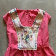 画像2: 【Ladies】70s 刺繍入り ノースリーブ ワンピース ピンク 花柄■ビンテージ オールド レトロ アメリカ古着 レディース キッズ 子供服