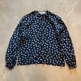 画像1: 【Ladies】Liz Claiborne 長袖シルクシャツ ネイビー 紺 総柄■ビンテージ オールド レトロ アメリカ古着 レディース 90s リズ ブラウス (1)