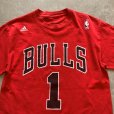 画像2: 【M】adidas シカゴブルズ ダリック・ローズ プリントTシャツ 赤■アメリカ古着 NBA バスケットボール