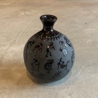 【11.5cm】ホピ族 ココペリ フラワーベース 黒■ビンテージ アンティーク インテリア アメリカ雑貨 陶器 花瓶 ネイティブアメリカン