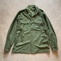 【M 15 1/2】70s 米軍実物 コットンサテン ユーティリティシャツジャケット オリーブ■ビンテージ アメリカ古着 USN ミリタリー No.6