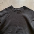 画像2: 【M/L】80s-90s USA製 Fruit of the Loom ラグランスウェット ブラック 黒無地■ビンテージ オールド アメリカ古着 トレーナー フルーツ (2)