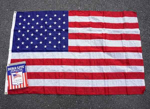 アメリカ雑貨 デッドストック ナイロン 星条旗 フラッグ タペストリー 大判 122×188cm/ビンテージ アンティーク レトロ 古着 国旗