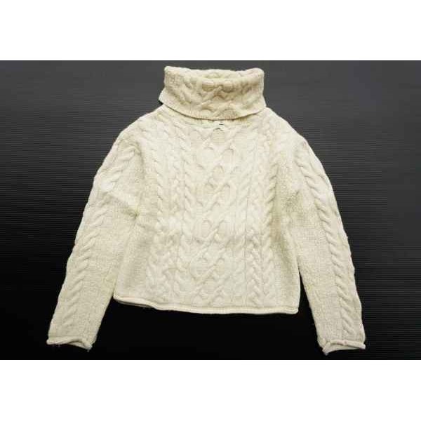 ◇ アイルランド製 ケーブル編み タートルネック メリノウールセーター