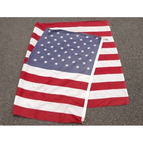 画像1: ◆ アメリカ国旗 ナイロン 刺繍 ビッグサイズ 星条旗 252cm×146cm/ビンテージ オールド レトロ インテリア 雑貨 (1)