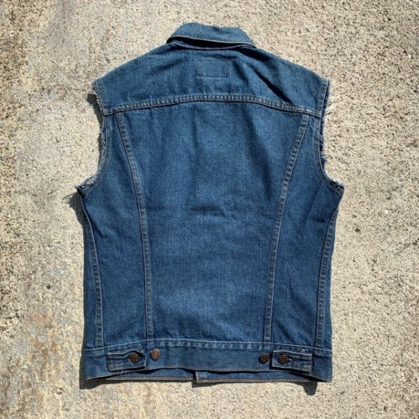 画像2: 【XS/S 36】USA製 Levi's 70505 カットオフ デニムベスト■ビンテージ オールド レトロ アメリカ古着 アメリカ製 リーバイス ジージャン (2)