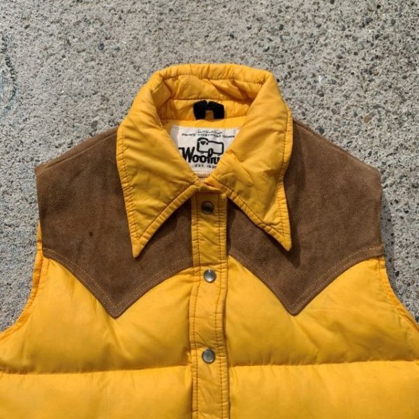 画像2: 【レディース or キッズ】Woolrich レザー切替 ダウンベスト 黄色■ビンテージ オールド アメリカ古着 70s ウールリッチ 子供服 (2)