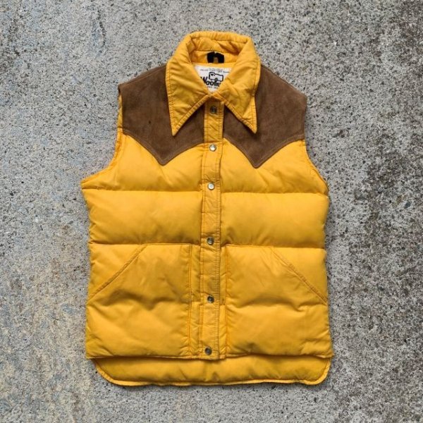 画像1: 【レディース or キッズ】Woolrich レザー切替 ダウンベスト 黄色■ビンテージ オールド アメリカ古着 70s ウールリッチ 子供服 (1)