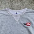 画像3: 【L/XL】USA製「YOU TUBE」プリントスウェット グレー■アメリカ古着 ユーチューブ トレーナー 前V ワンポイント (3)