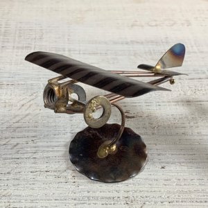 画像: 【高さ 8.6cm】メタルアート ボルトナット オブジェ 飛行機■ビンテージ アンティーク レトロ アメリカ雑貨 ハンドメイド インテリア