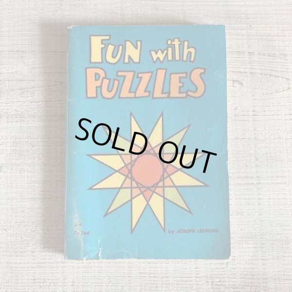 画像1: 【19.0cm×13.2cm】70s Joseph Leeming「Fun With Puzzles」パズル本 洋書■ビンテージ アンティーク レトロ アメリカ雑貨 資料 アート (1)