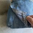 画像10: 【28cm】Levi's デニムパンツ リメイク ハンドメイド ドール ぬいぐるみ■ビンテージ アンティーク オブジェ インテリア ピンクッション (10)