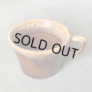画像: 【6.9cm×10.0cm】Hull Pottery Crestone セラミックマグ 茶色■ビンテージ アンティーク アメリカ雑貨 陶器 コップ レトロ No.2
