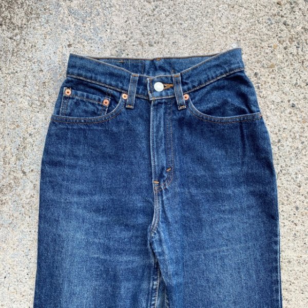 画像2: 【W24-W25】90s USA製 Levi's 17505 テーパード デニムパンツ■ビンテージ オールド アメリカ古着 リーバイス ジーパン レディース (2)