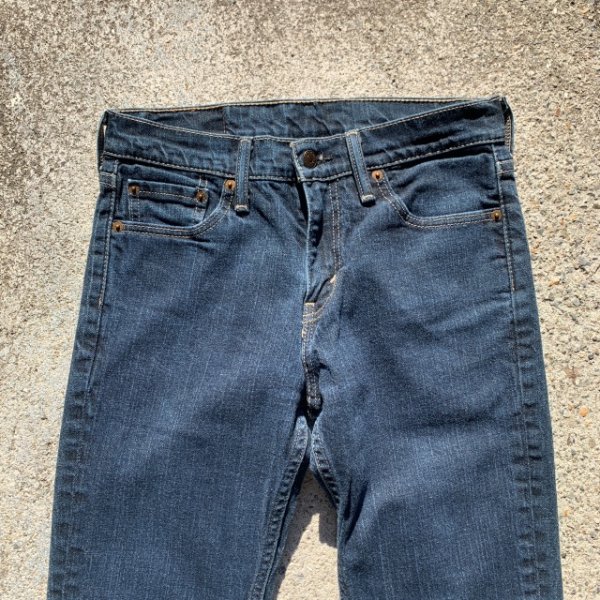 画像2: 【W30 L32】SALE!! Levi's リーバイス511 スキニーデニムパンツ 濃紺■アメリカ古着 スリム ストレート ストレッチ素材 レディース ストア 現在 1,900円 (2)