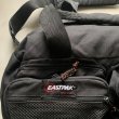 画像2: 【31cm×48cm】80s USA製 EASTPAK パッカブル ボストンバッグ ショルダー 黒■ビンテージ アメリカ古着 イーストパック アウトドア (2)