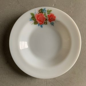 画像: 【21.5cm】イングランド製 JAJ PYREX ミルクガラス プレート 薔薇■ビンテージ アンティーク 雑貨 お皿 パイレックス No.2