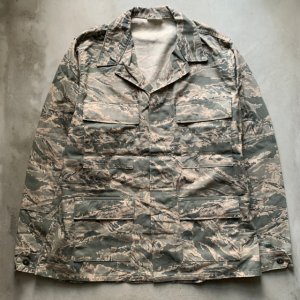 画像: 【44R L/XL】米軍実物 USAF ABU ジャケット デジカモ グレー■ビンテージ オールド アメリカ古着 空軍 ミリタリー エアーフォース No.3