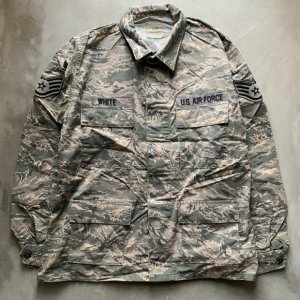 画像: 【44R L/XL】米軍実物 USAF ABU ジャケット デジカモ グレー■ビンテージ オールド アメリカ古着 空軍 ミリタリー エアーフォース No.4