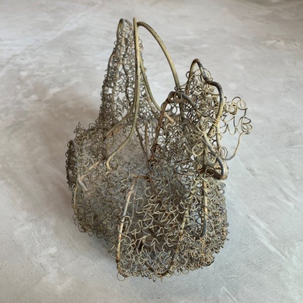 画像2: 【28.0cm】ニワトリ ワイヤーバスケット 卵入れ■ビンテージ アンティーク アメリカ雑貨 ワイヤーアート インテリア 鶏 (2)