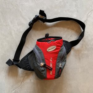 画像: 【19cm×15cm】deuter NORDIC lite ウエストポーチ バッグ ドリンクホルダー 赤■古着 ドイター ボディバッグ