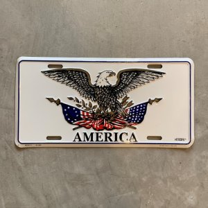 画像: 【15.2cm×30.0cm】80s USA製 AMERICA 鷲 サイン ナンバープレート■ビンテージ アンティーク アメリカ雑貨 ブリキ看板 イーグル 星条旗