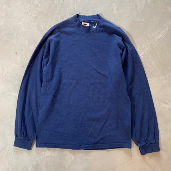 画像1: 【M】90s USA製 NIKE モックネック 長袖Tシャツ ロンT ネイビー 紺■ビンテージ オールド アメリカ古着 ナイキ ロゴ刺繍 ハイネック (1)