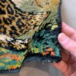 画像6: 【49cm×96cm】ヒョウ ベルベット ラグ■ビンテージ アンティーク レトロ インテリア マット タペストリー ウォールデコ 動物 ベロアラグ (6)