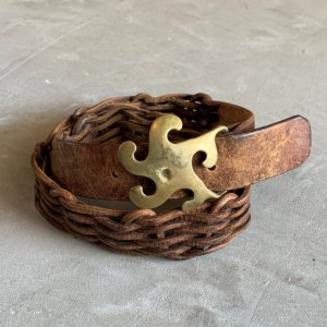 画像: 【W32〜W34】UNKNOWN 真鍮バックル 編み込みレザーベルト ブラウン 茶色■ビンテージ オールド アメリカ古着 70s ヒッピー 革細工