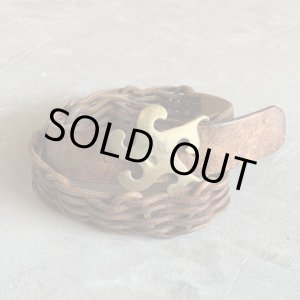 画像: 【W32〜W34】UNKNOWN 真鍮バックル 編み込みレザーベルト ブラウン 茶色■ビンテージ オールド アメリカ古着 70s ヒッピー 革細工
