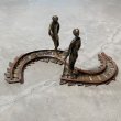 画像3: 【29cm×18cm×13cm】UNKNOWN ハンドメイド メタルアート 鉄道 作業員■ビンテージ アンティーク レトロ アメリカ雑貨 インテリア 人物 (3)