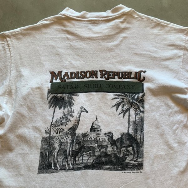 画像2: 【M】90s MADISON REPUBLIC ポケット付き パロディ バックプリントTシャツ 白■ビンテージ オールド アメリカ古着 バナリパ フラミンゴ (2)