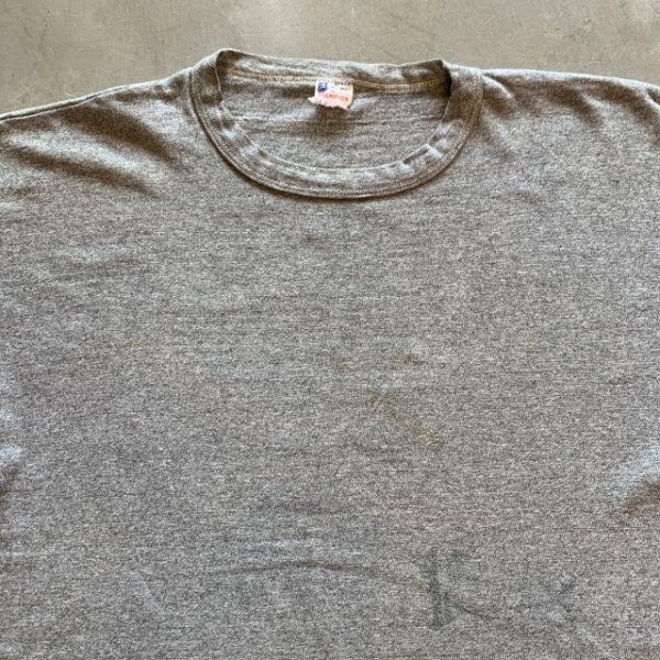 画像2: 【L/XL(48)】60s USA製 CHAMPION 無地Tシャツ 杢グレー■ビンテージ オールド アメリカ古着 大文字ランタグ チャンピオン ビッグサイズ (2)